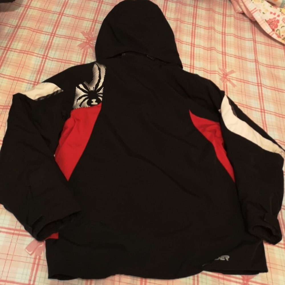 coat - Picture 2 of 3